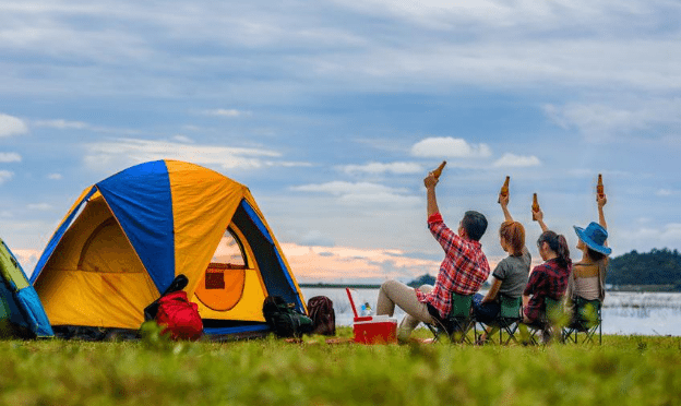 4 Practical Tips for Bringing Beer on Hiking or Camping Trips